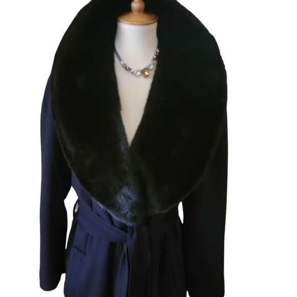 🔥SALE🔥YVES SAINT LAURENT |VNTG WOOL/CASHMERE WRAP COAT W/BLK MINK SHAWL COLLAR - Picture 2 of 16